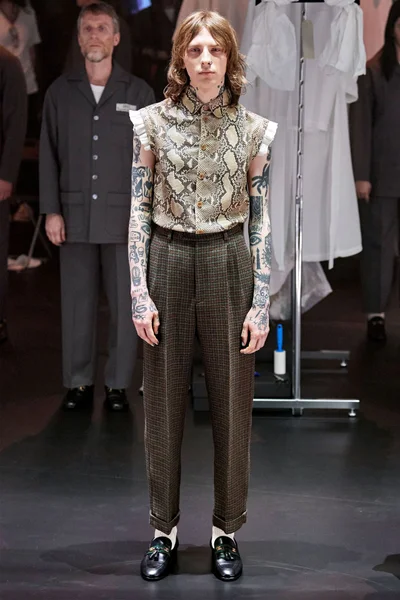 Look 21